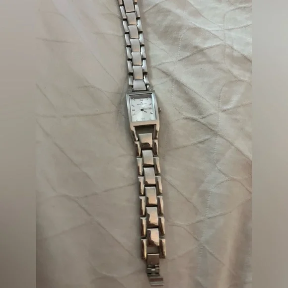 Anne Klein Watch - Picture 1 of 3